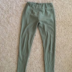 LulaRoe olive green leggings